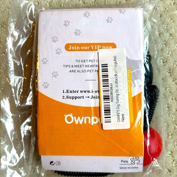 NWT 🐶 4 Dog Trainjng Clickers - Picture 3 of 4